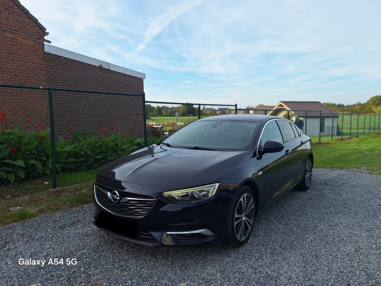 Te koop Opel -insignia 1.6 benzine Grand sport FULL OPTION, Autos, Achat, Euro 6, 5 portes, 5 places