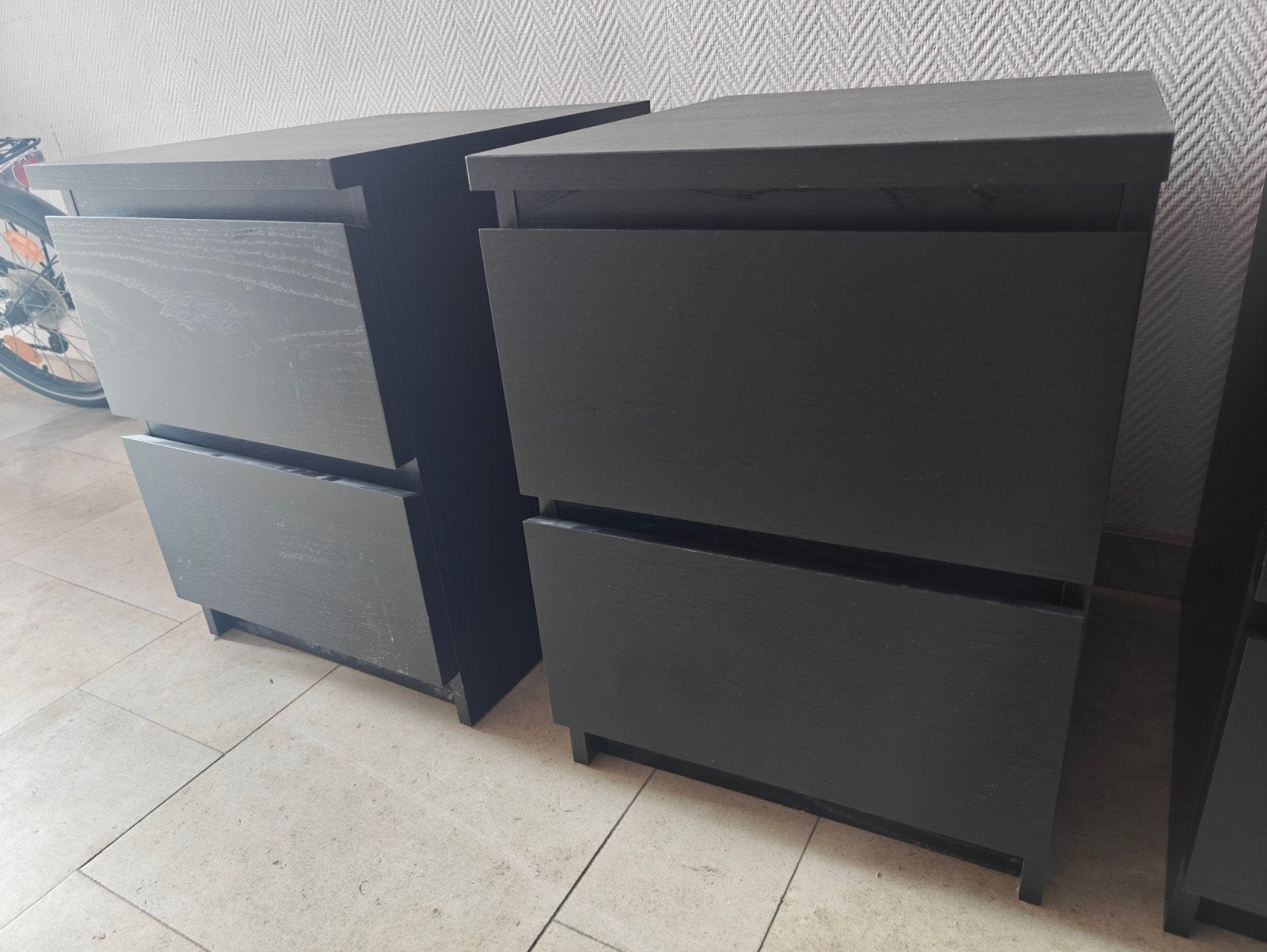 2 Malm nachtkastjes (prijs voor beide), Huis en Inrichting, Ophalen