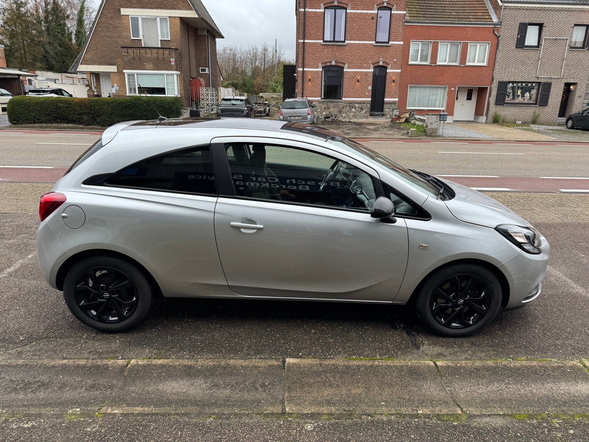 Opel Corsa E 3D Black Edition 1.3CDTI 75PK, Auto's, Voorwielaandrijving, Euro 6, 4 cilinders, 107 g/km