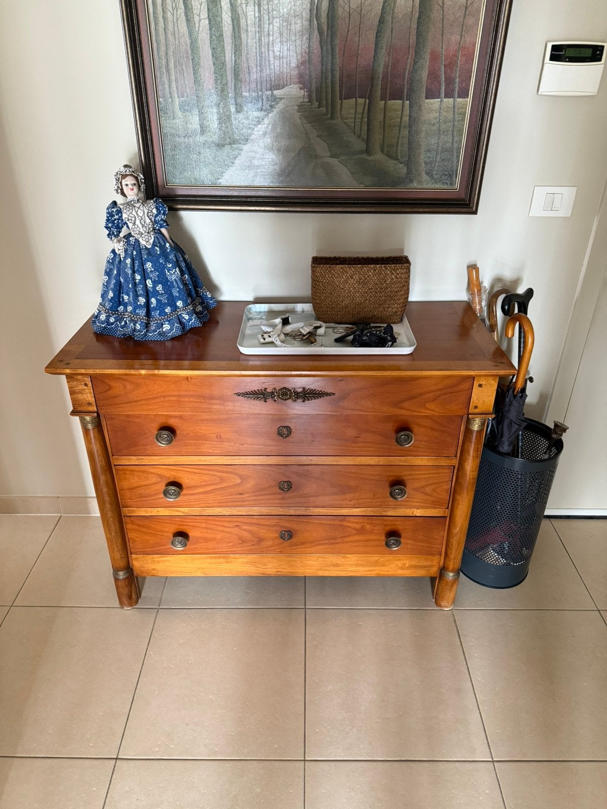 Antieke dressoir kast met 3 lades, Ophalen, Zo goed als nieuw
