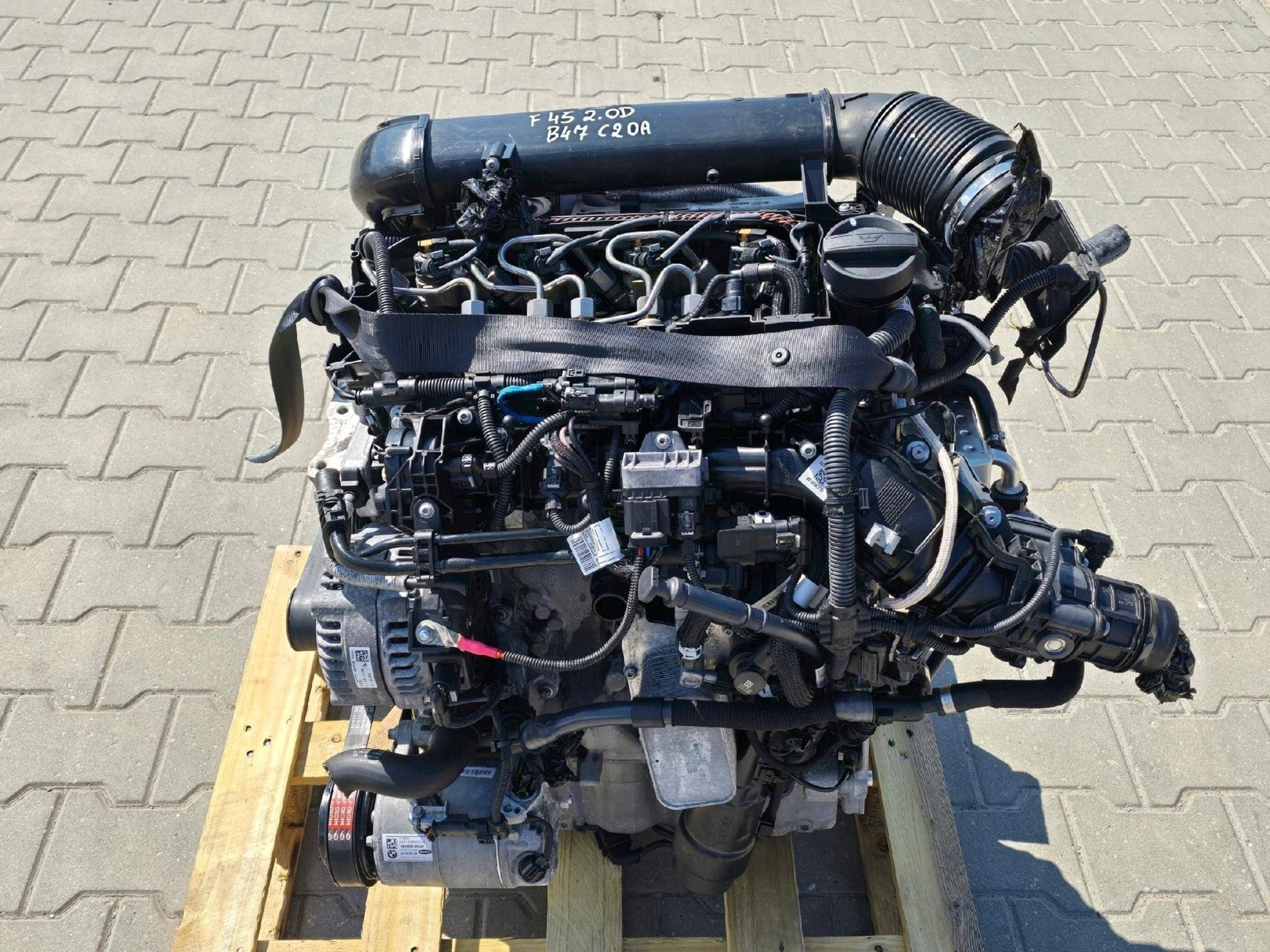 Moteur B47C20A Nu BMW F45, Envoi, Utilisé, Skoda