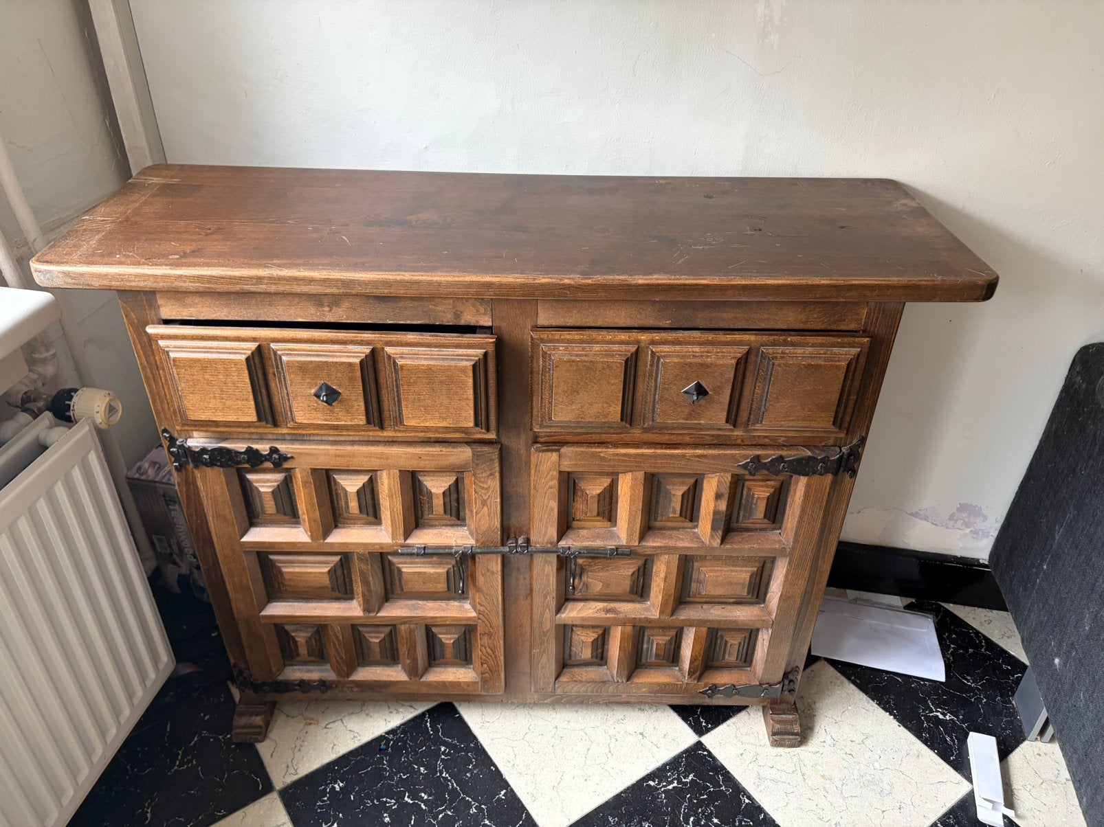 Vintage kast, Huis en Inrichting, Ophalen, Zo goed als nieuw