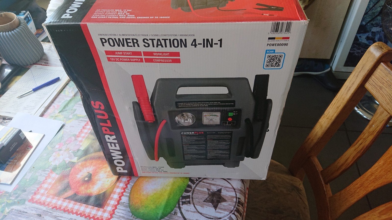 Powerplus jumpstarter met compressor, Auto diversen, Jumpstarters, Ophalen of Verzenden, Zo goed als nieuw