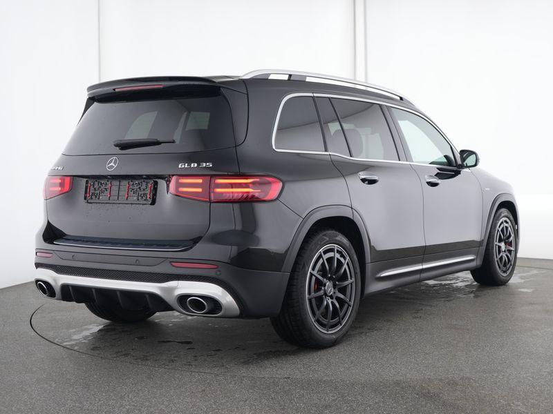Mercedes-Benz GLB-Klasse AMG 35 4MATIC AMG Line | Panoramisc, Automaat, Stof, Zwart, Bedrijf