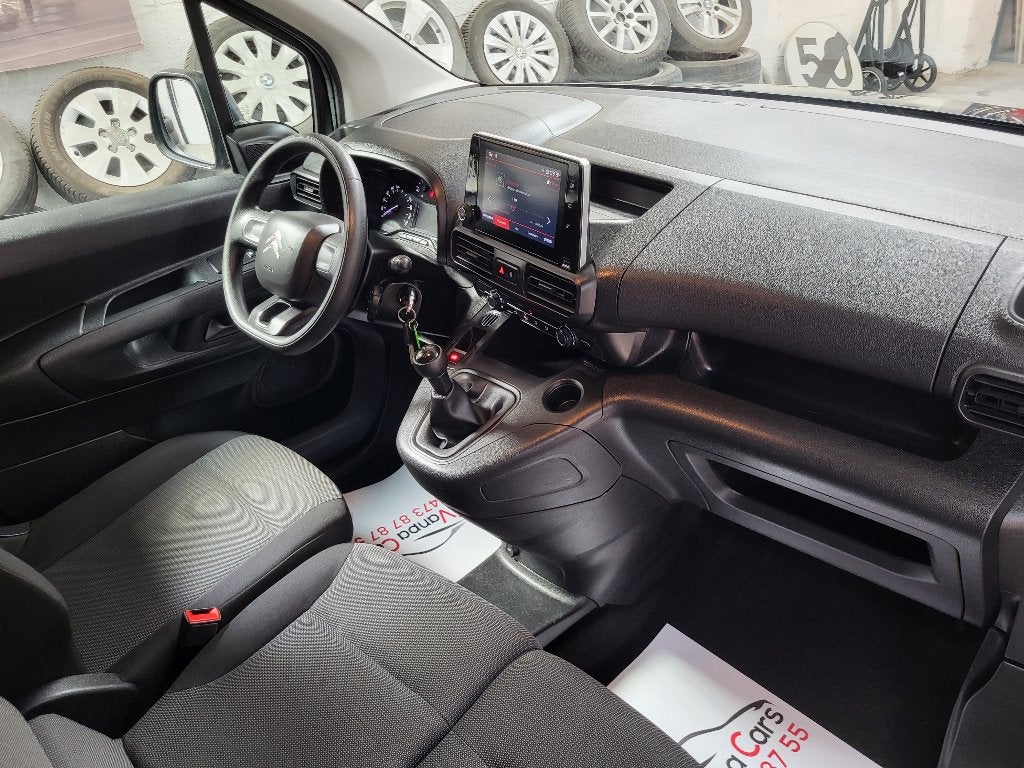 9. Citroën Berlingo – Navi, CarPlay, Airco, 3 Zitplaatsen, Auto's, Bestelwagens en Lichte vracht, Stof, 4 cilinders, Citroën, 109 g/km