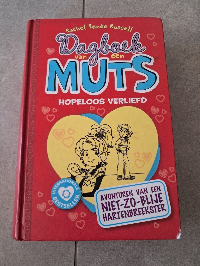 Dagboek van een muts - Deel 6: Hopeloos verliefd, Boeken, Ophalen of Verzenden, Zo goed als nieuw, Rachel Renée Russell, Fictie