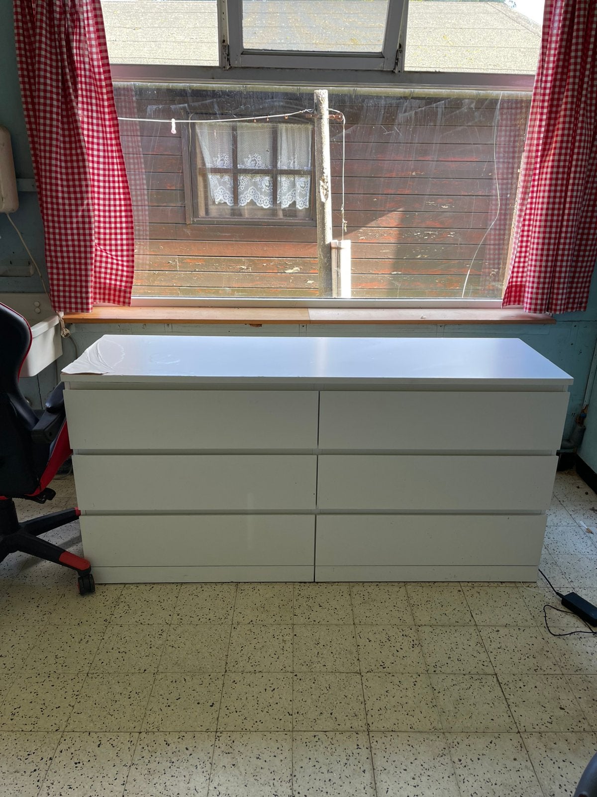 Kast + Gamingstoel, Doe-het-zelf en Bouw, Ophalen, Zo goed als nieuw