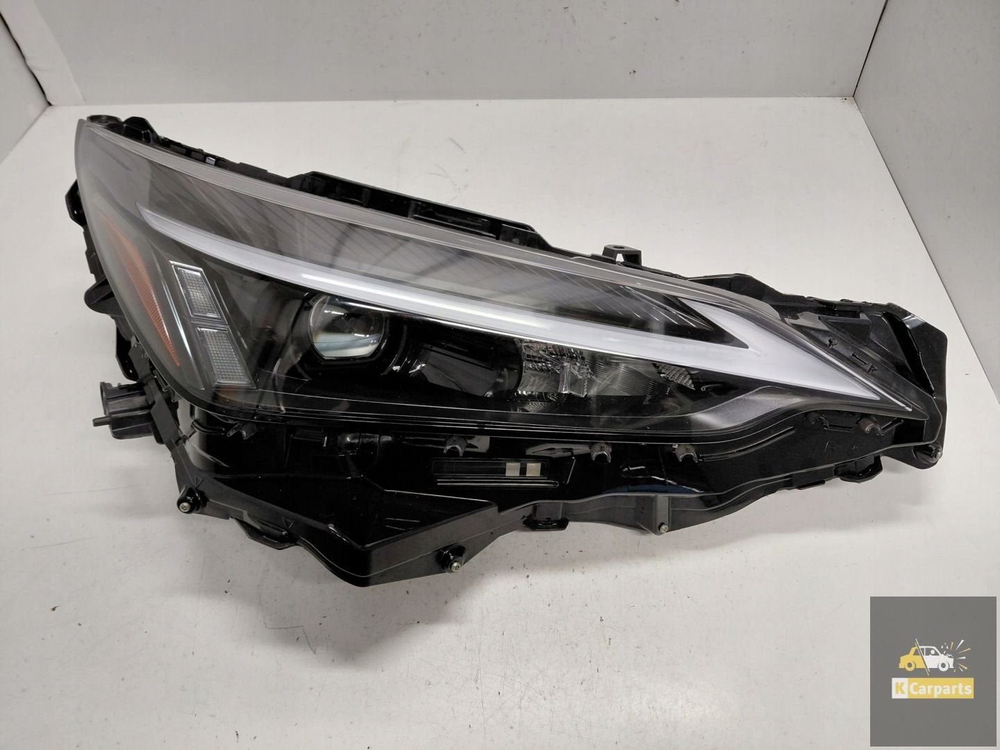 Lexus NX II LED rechterlamp, Info@toyota.co.jp, Gebruikt, Toyota Motor Corporation, Lexus