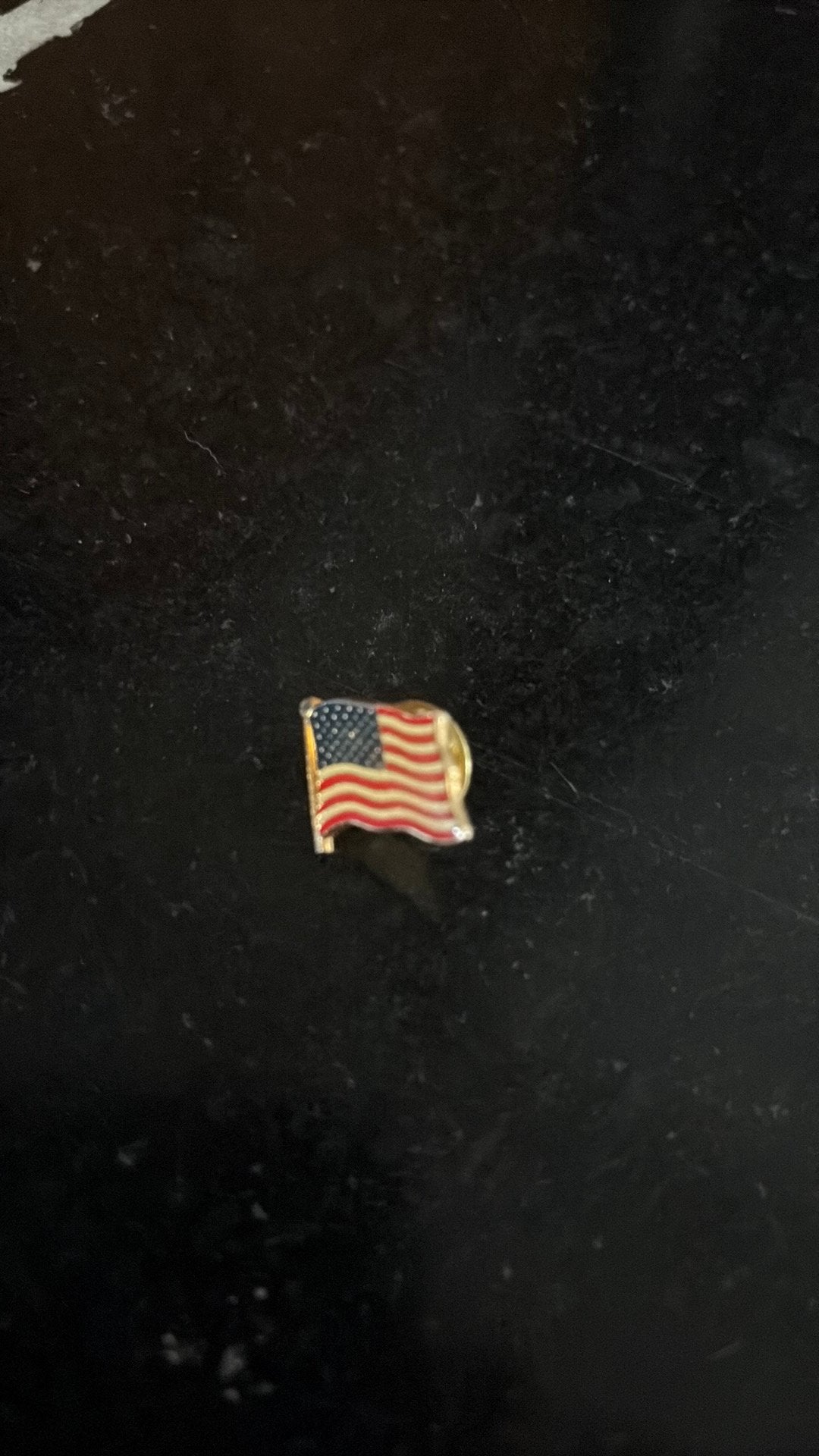 Épinglette représentant le drapeau américain, Enlèvement ou Envoi, Comme neuf