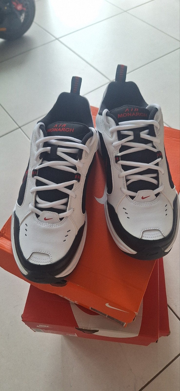 Nike air sneaker maat 43 nieuw origineel, Ophalen of Verzenden, Nieuw