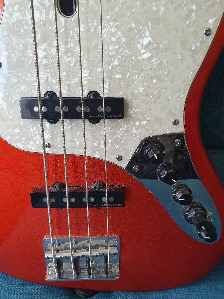 Basse Marcus Miller Sire V7, Musique & Instruments, Enlèvement, Comme neuf, Électrique