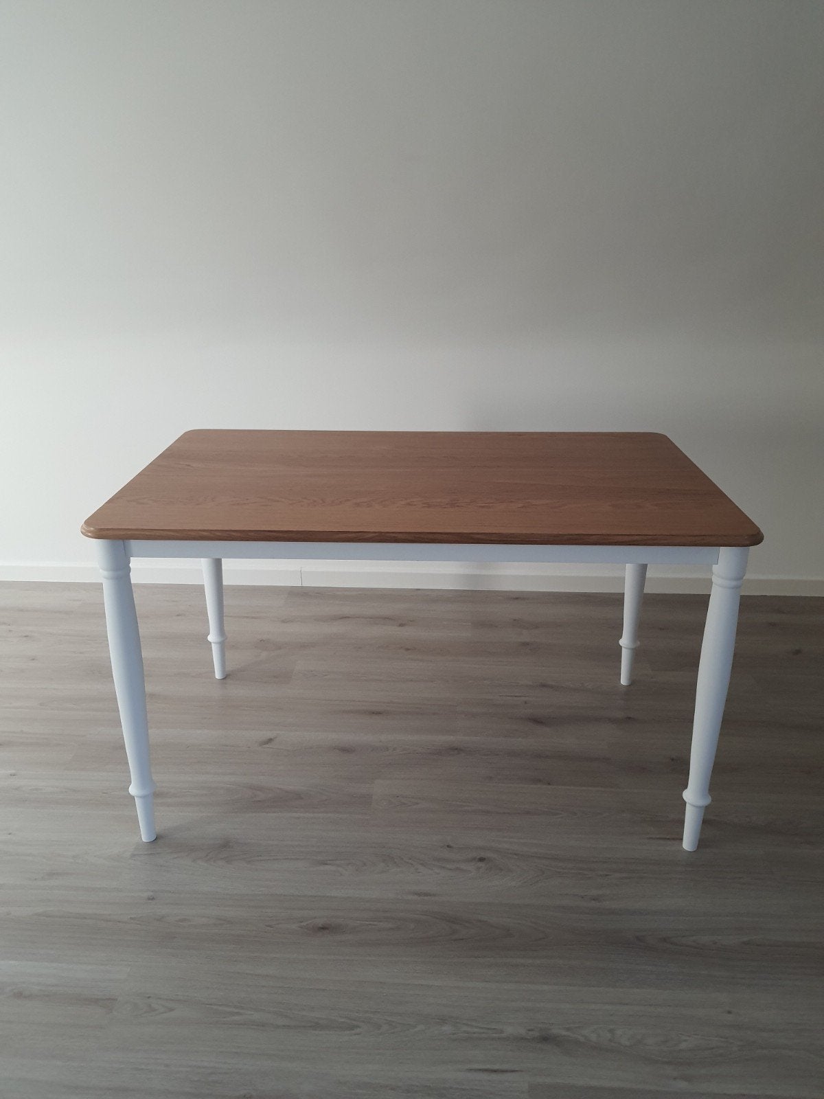 IKEA-tafel, Ophalen, IKEA