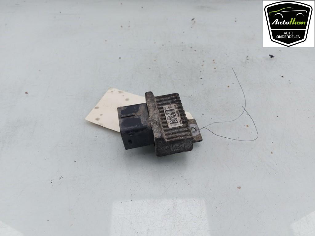 VOORGLOEI RELAIS Renault Kangoo Express (FW) (|110678071R|), Gebruikt, Renault