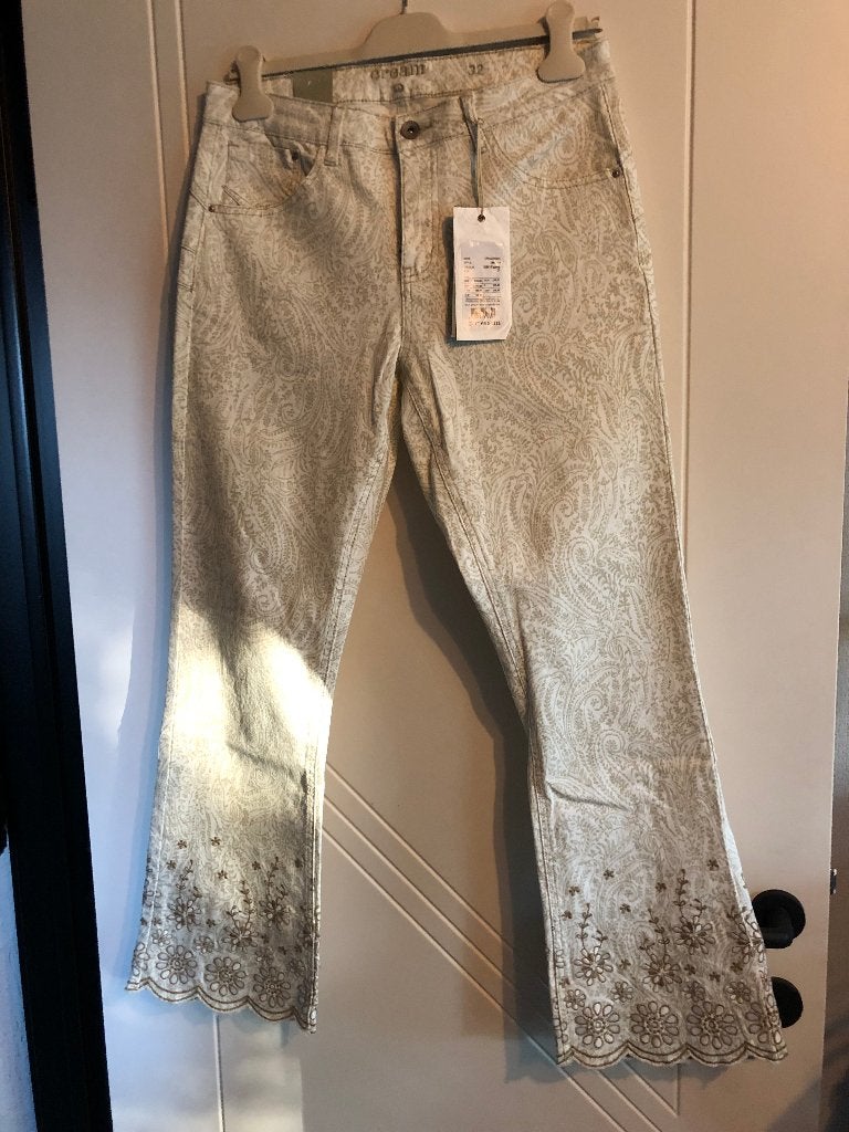 broek, Kleding | Dames, Broeken en Pantalons, Maat 38/40 (M), Verzenden, Beige, Driekwart
