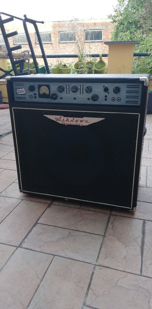 Ampli Basse Ashdown evo II 600 watts 54x60cm, Musique & Instruments, Enlèvement, Utilisé, Guitare basse, 100 watts ou plus