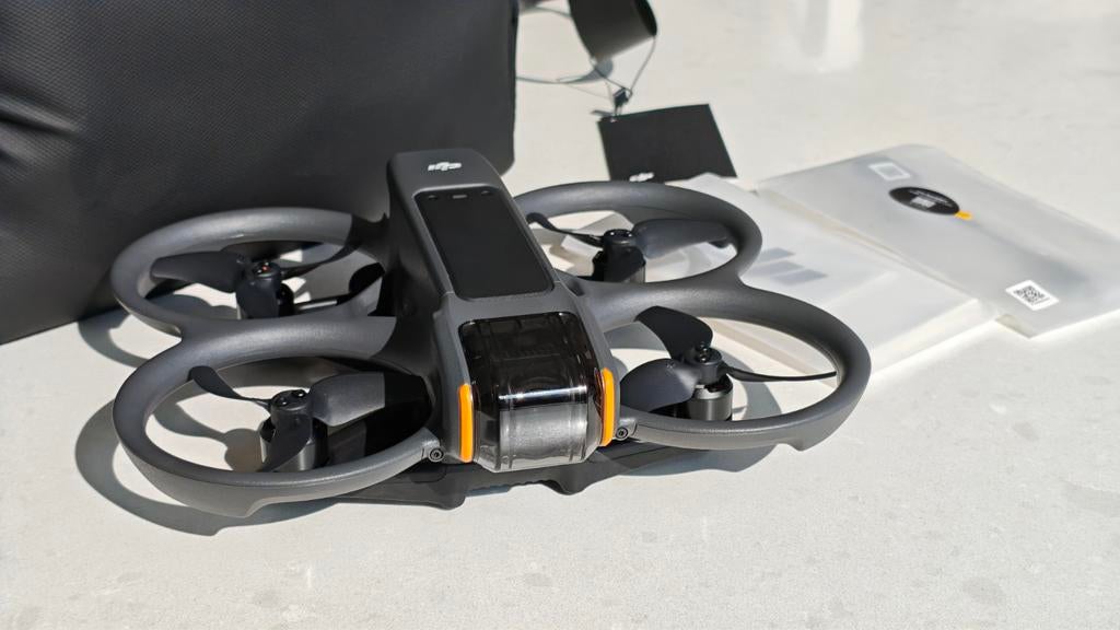 DJI Avata 2 Drone + DJI tas, TV, Hi-fi & Vidéo, Drones, Drone avec caméra, 250 à 900 g, Enlèvement ou Envoi, Qualité supérieure
