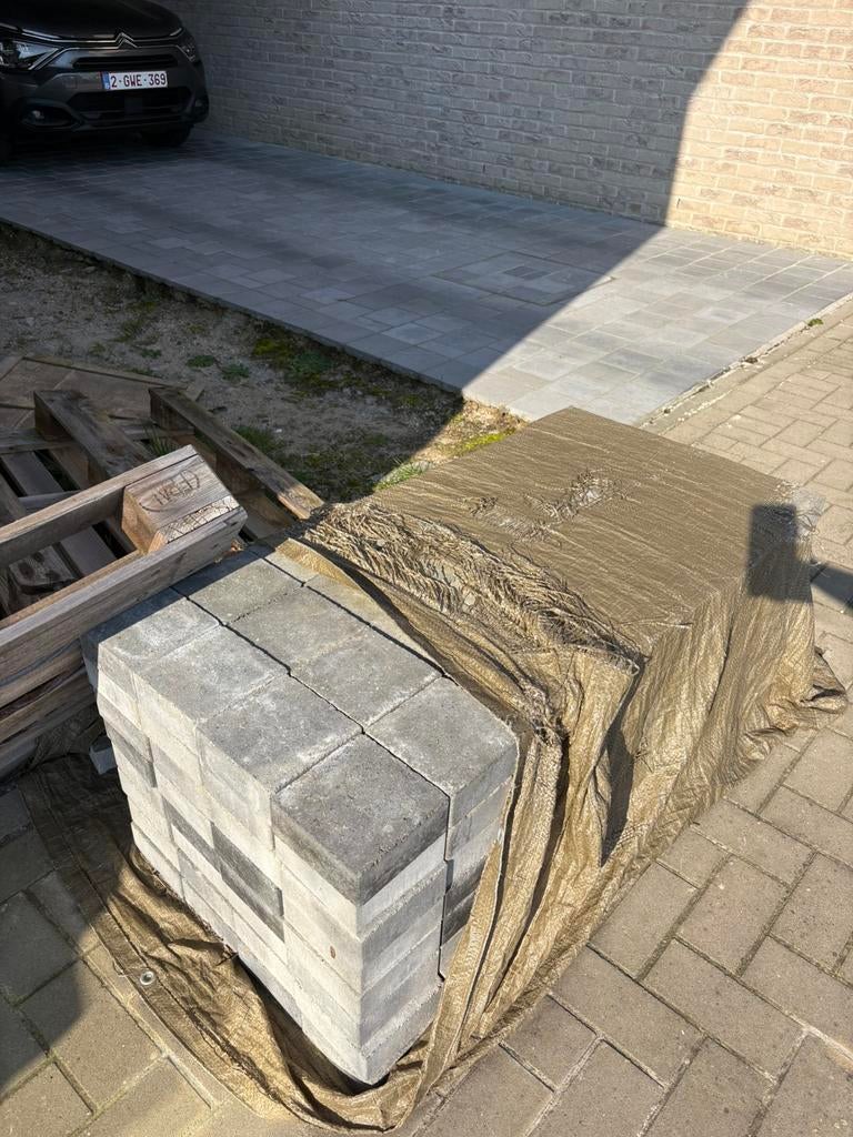 Klinkers 15x15x6 196 stuks, Ophalen, Zo goed als nieuw, Klinkers