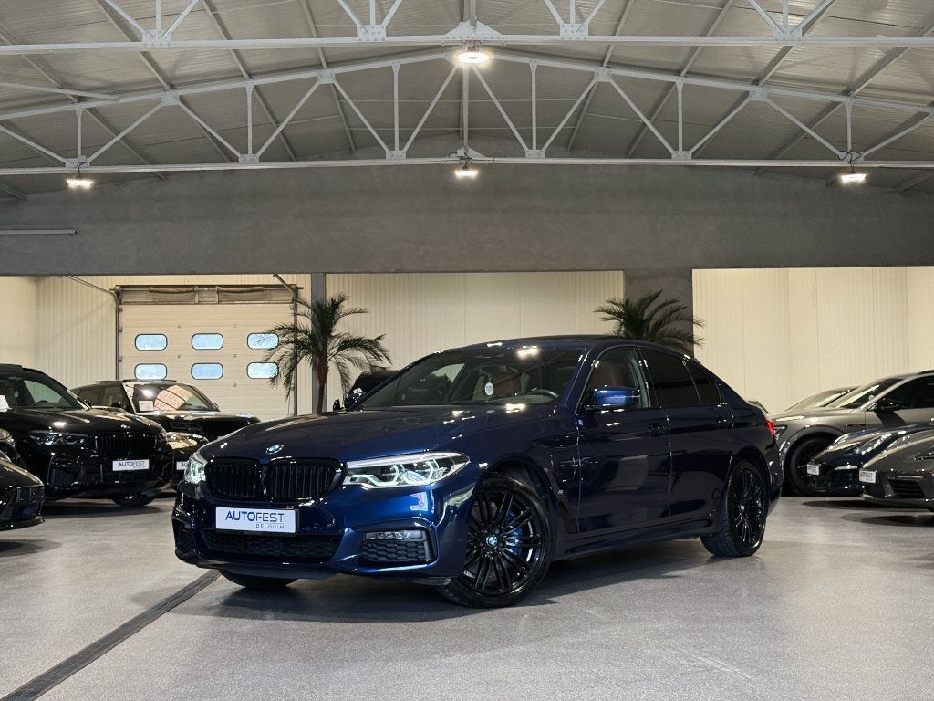 BMW 530e Berline M-Sport Pro Mediterranean Blue - Garantie, Achterwielaandrijving, Leder, 5 deurs, Hybride Elektrisch/Benzine