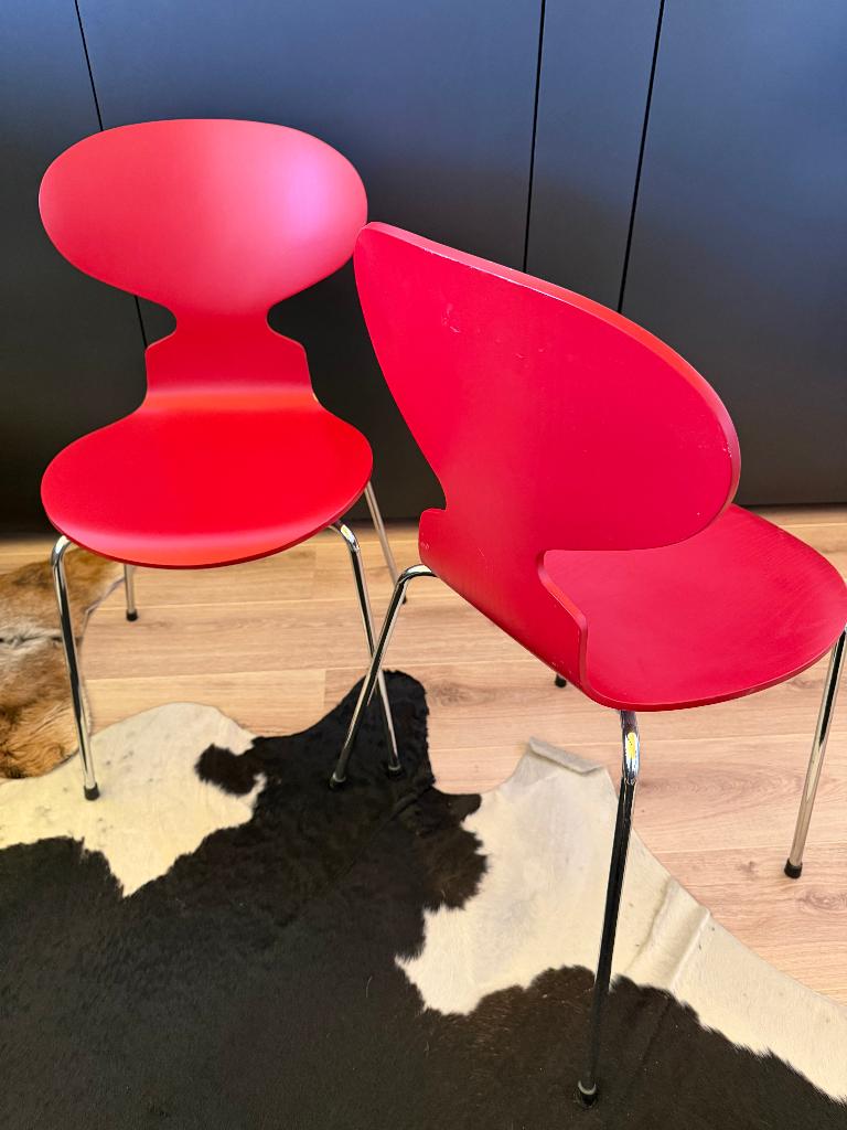 Arne Jacobsen Fritz Hansen iconisch design chair laatste 2, Huis en Inrichting, Stoelen, Ophalen, Gebruikt, Twee, 50'S design Arne Jacobsen