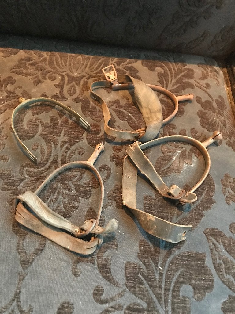 2 paar duitse sporen, Ophalen of Verzenden