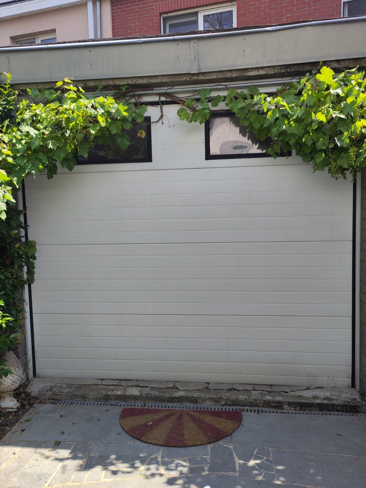 sectionale poort, Ophalen, Gebruikt, Garagedeur, Glas