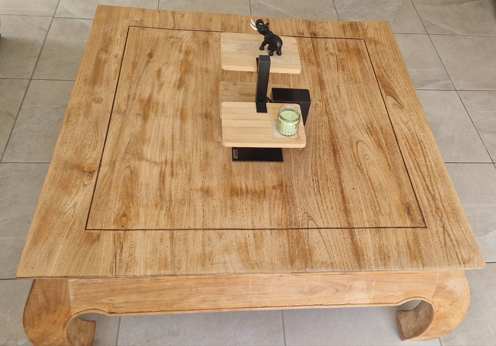 table salon, Enlèvement