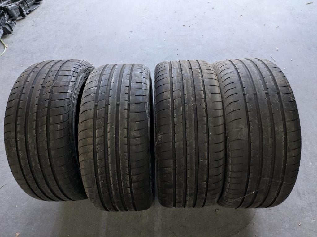 4 Goodyear 245/45-18 100Y zomerbanden, Ophalen, 18 inch, Band(en), Personenwagen