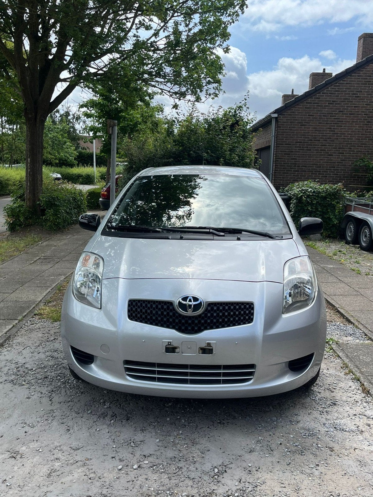 Toyota yaris van 2007, Auto's, Toyota, Handgeschakeld, 5 deurs, Particulier, Zilver of Grijs