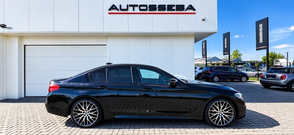 BMW 525dA M Performance *Bowers&Wilkins/Camera/Garantie, Autos, Cuir, Entreprise, Garantie prolongée, Automatique