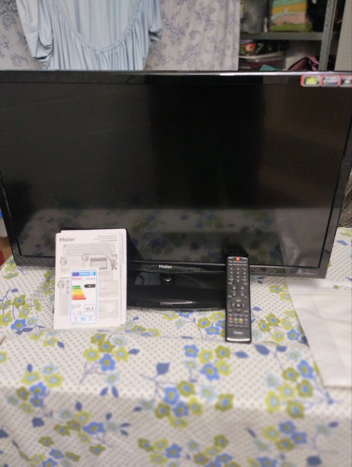 TV Haier 32" parfait état vente pour une Smart TV, Audio, Tv en Foto, Televisies, Ophalen, Smart TV