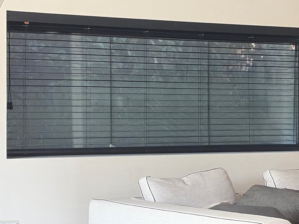 Velux lamellen, Ophalen, Zo goed als nieuw, Zwart