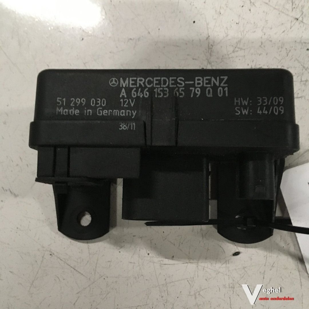 Mercedes C202 Station 2.2 cdi 2002 Gloeirelais A 646 153 65, -, Utilisé, -, -
