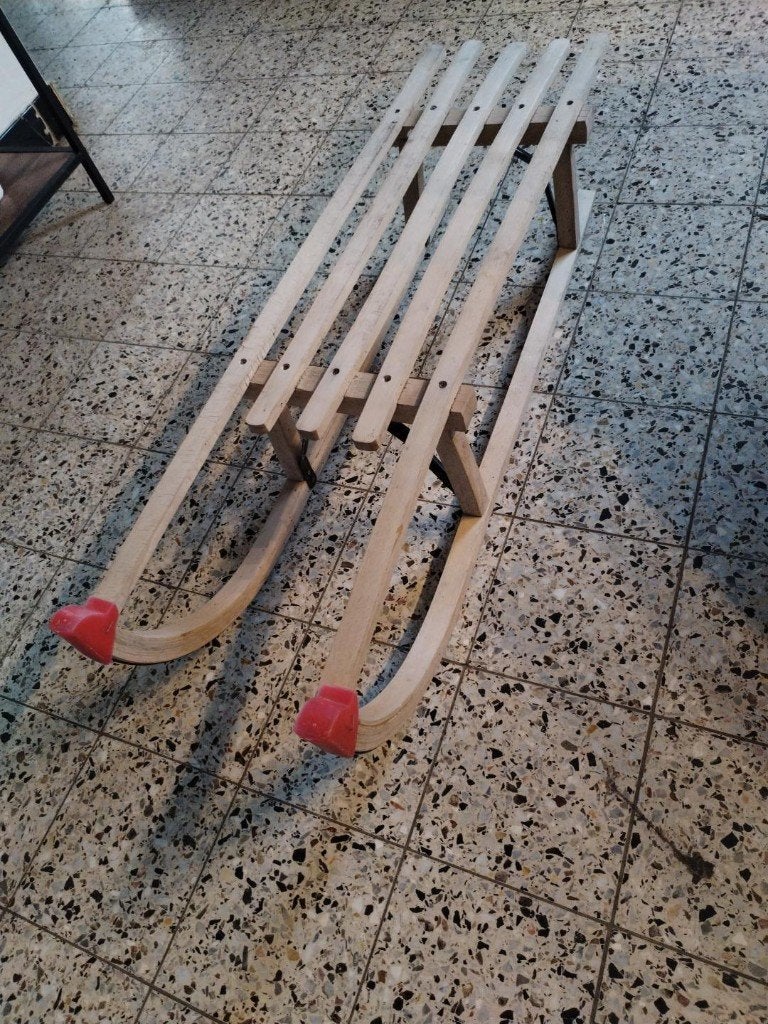 Grande luge en bois 140 cm – bon état, Enlèvement, Utilisé