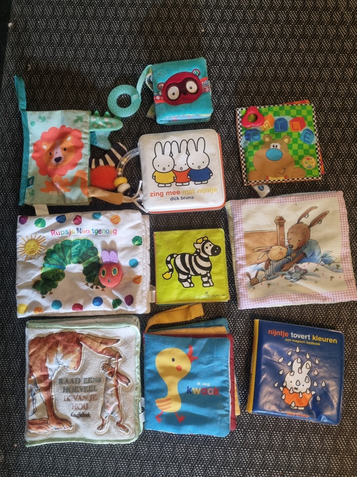 zachte babyboekjes, Boeken, Ophalen, Gelezen, Uitklap-, Voel- of Ontdekboek, 0 tot 6 maanden