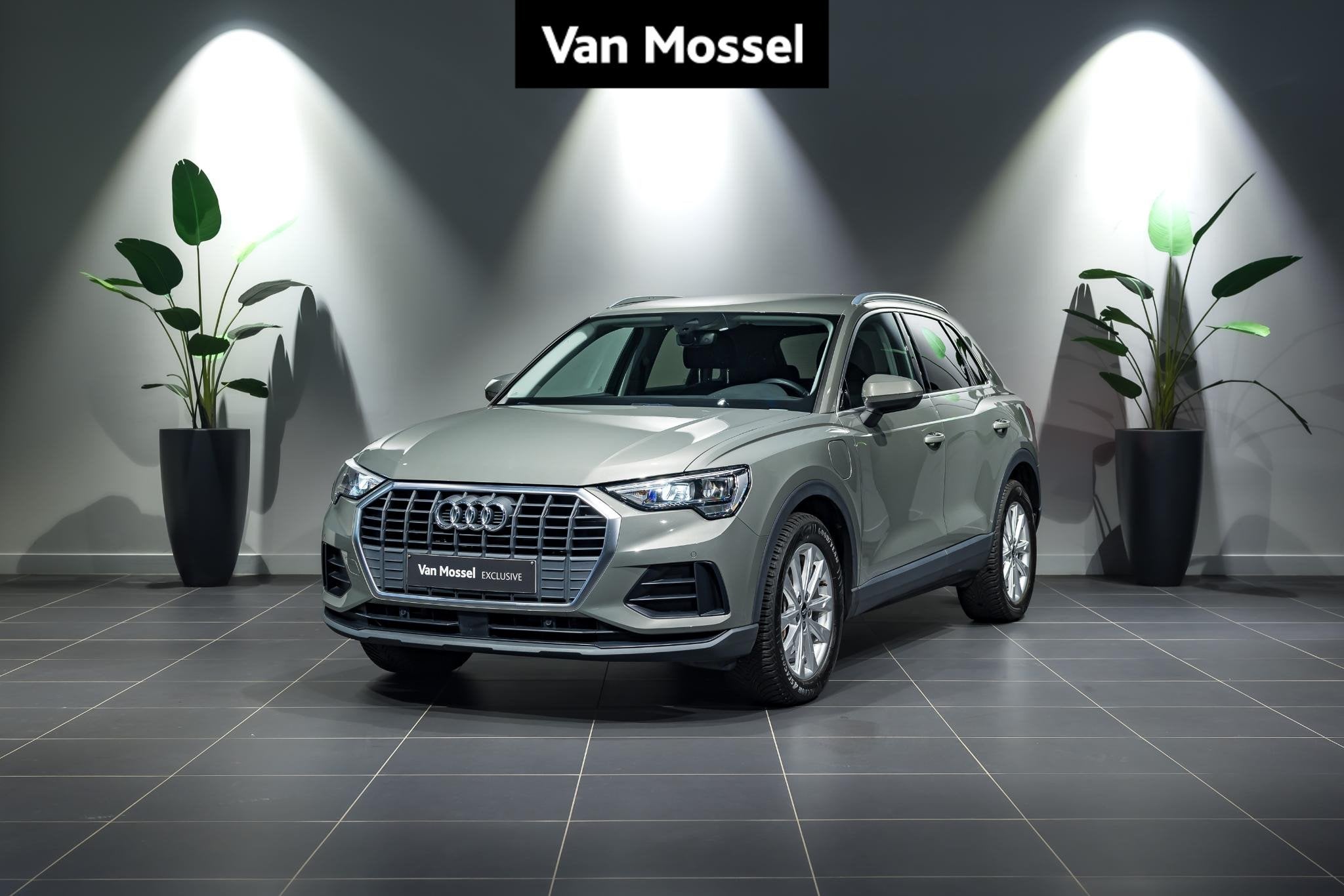 Audi Q3 45 TFSI e Advanced CAMERA | ZETELVERWARMING | LEDER, Auto's, 245 pk, Stof, Gebruikt, Plug-in hybride