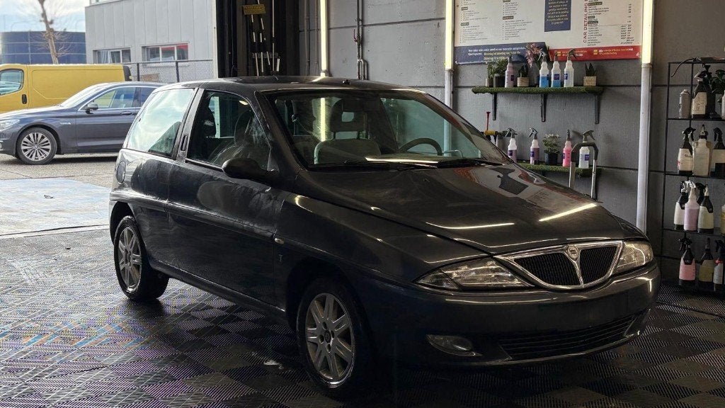 Manuel à essence Lancia Y EUR3 BJ2001 181044km, Autos, 1330 kg, Achat, Entreprise, Boîte manuelle