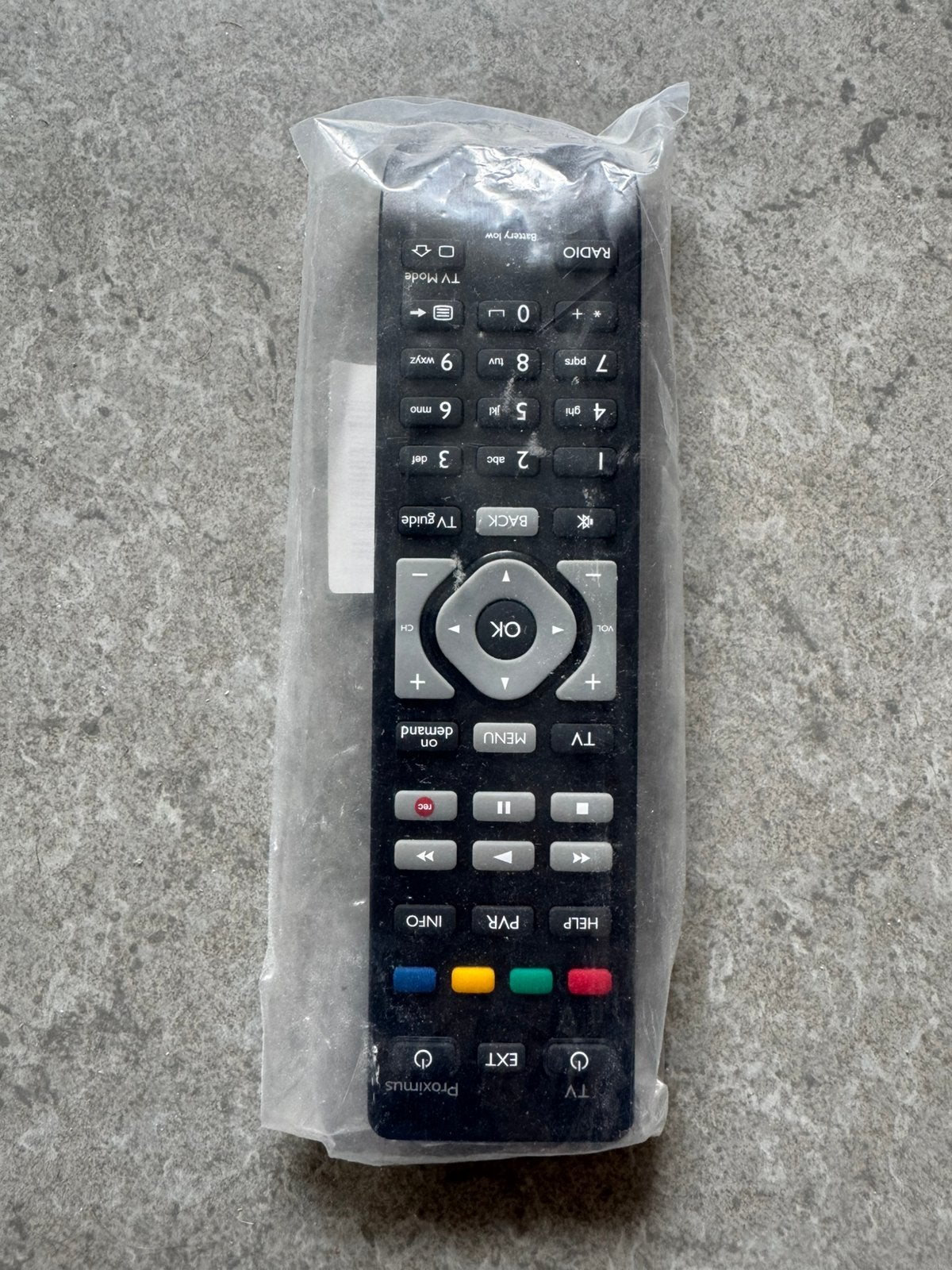 Nieuwe afstandsbediening, Audio, Tv en Foto, Afstandsbedieningen, Ophalen of Verzenden, Zo goed als nieuw