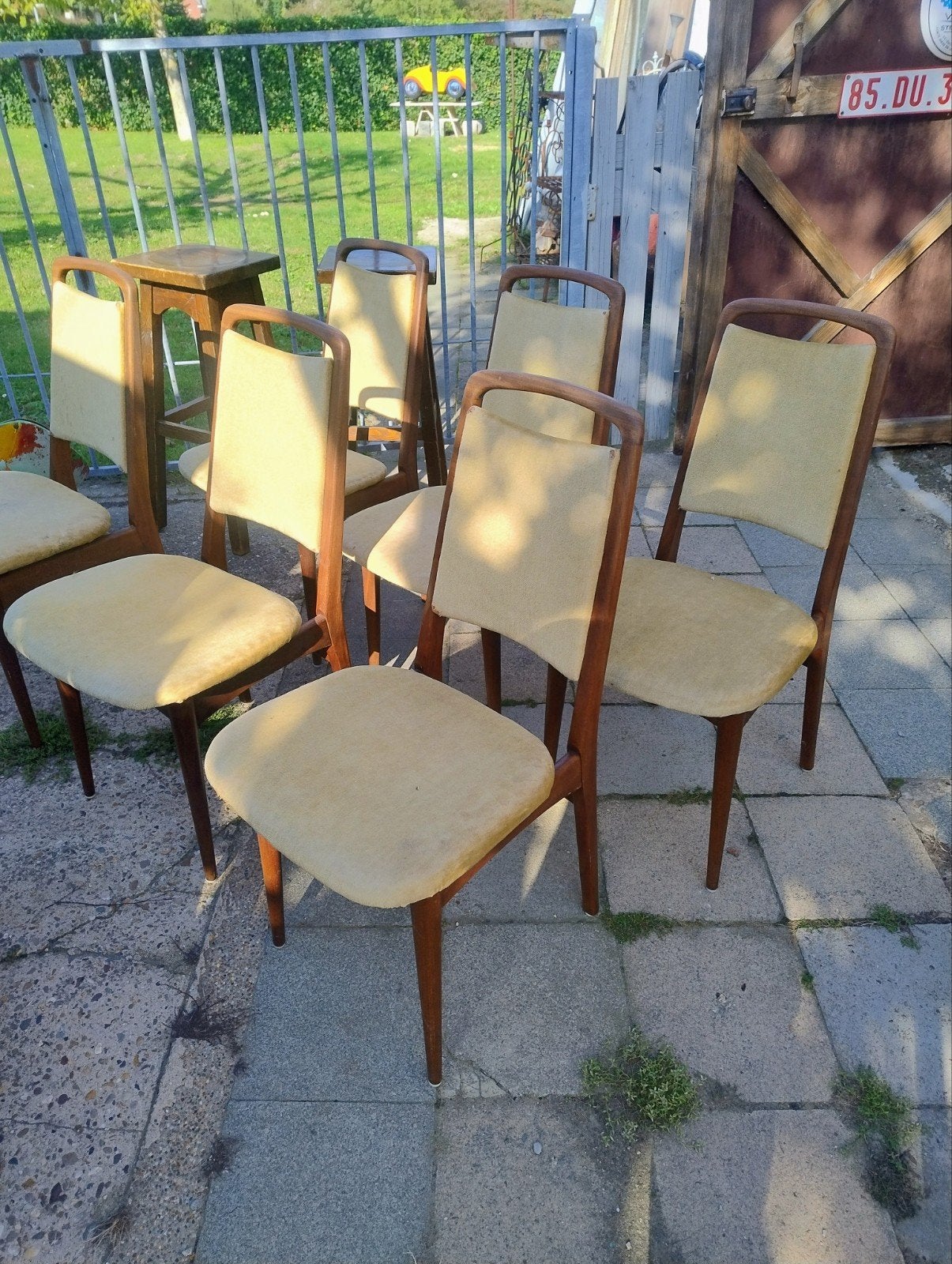 Deense design stoelen jaren 60.t stuk 75, Huis en Inrichting, Ophalen