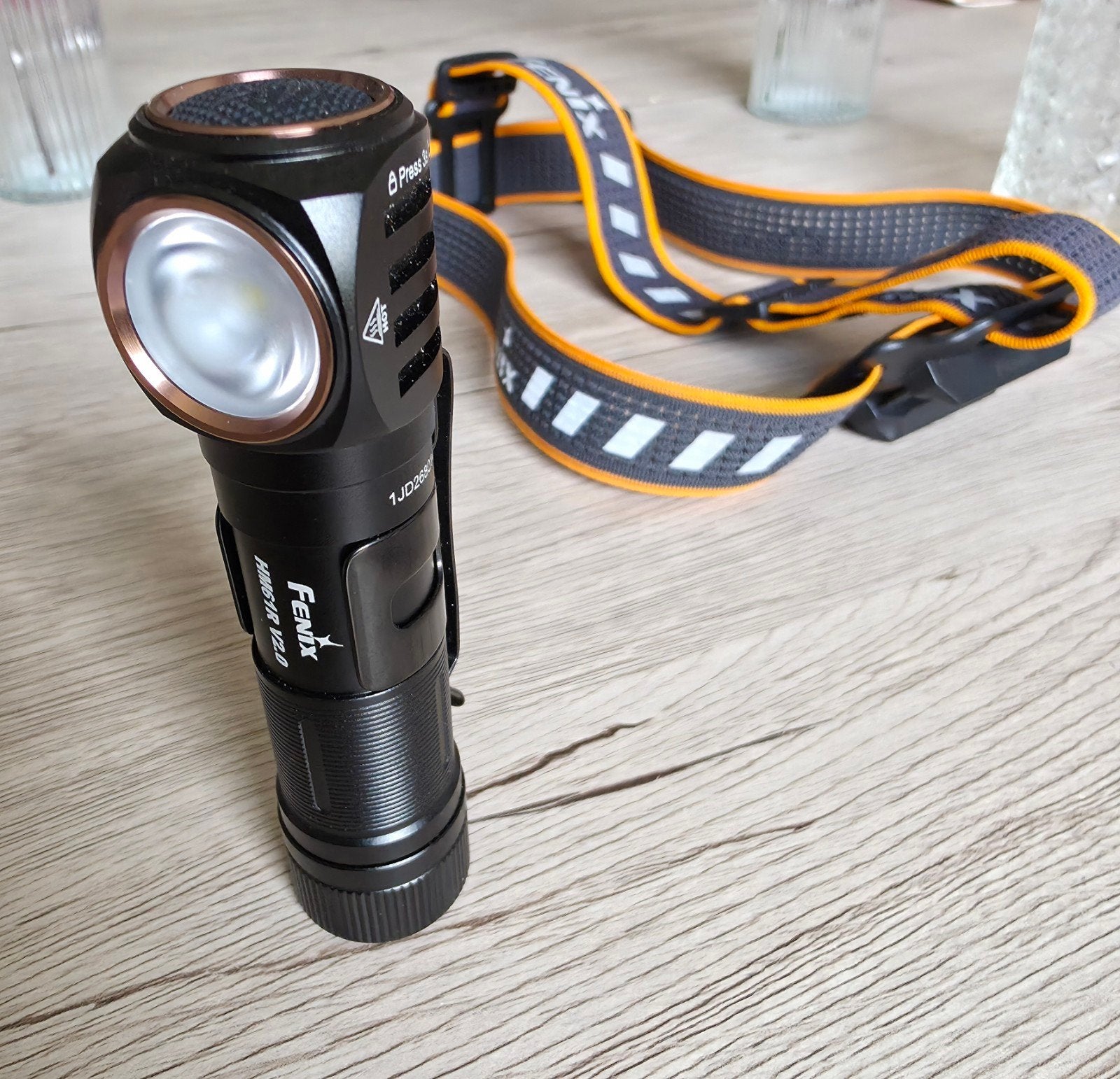 Fenix HM61R V2.0 hoofdlamp, 1600 lumen, Caravans en Kamperen, Zaklampen, Ophalen of Verzenden