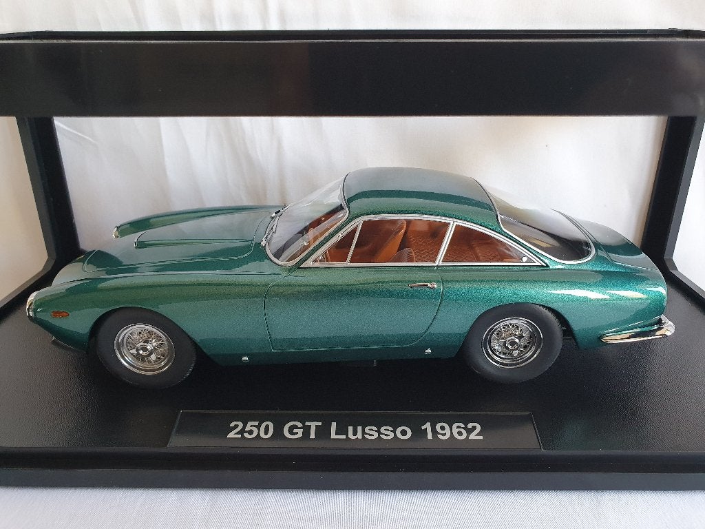 Ferrari 250 GT Lusso Vert métallisé 1962 KK-échelle 1:18, Enlèvement ou Envoi, Neuf, Voiture, Autres marques