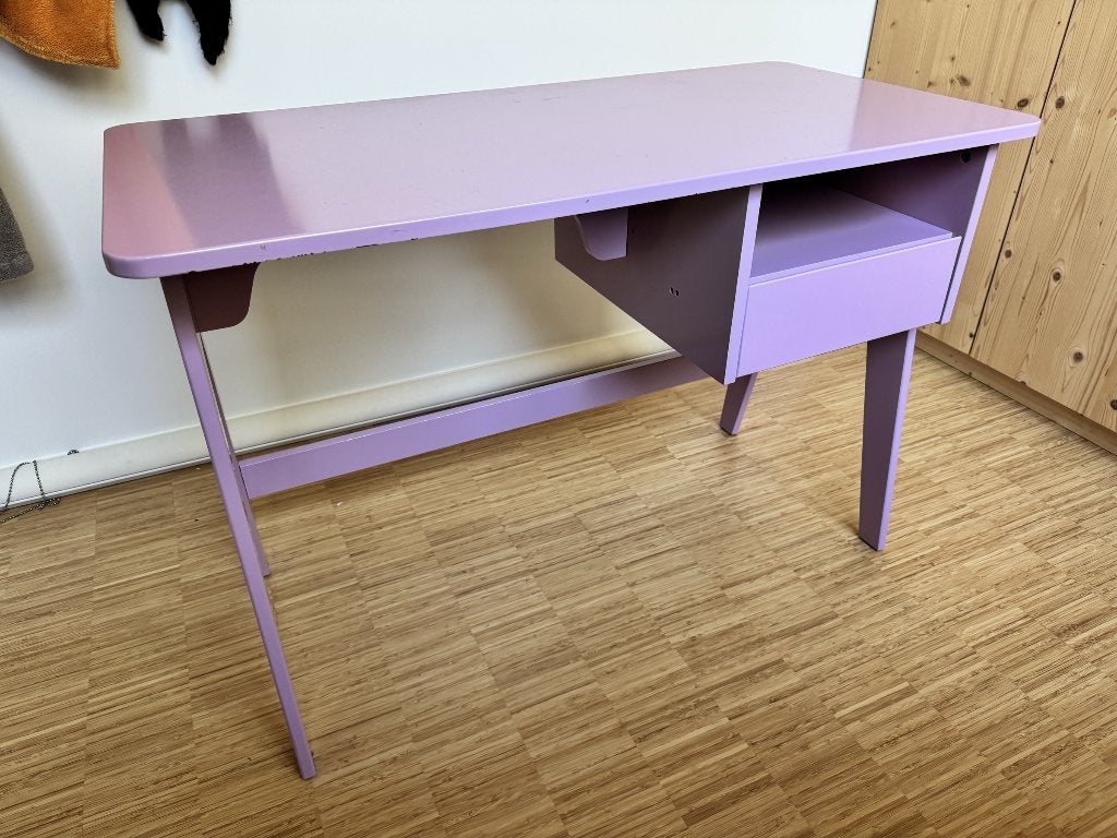 Bureau voor kinderen, paars 110  55 cm, Huis en Inrichting, Ophalen, Gebruikt, 110 cm, 55 cm