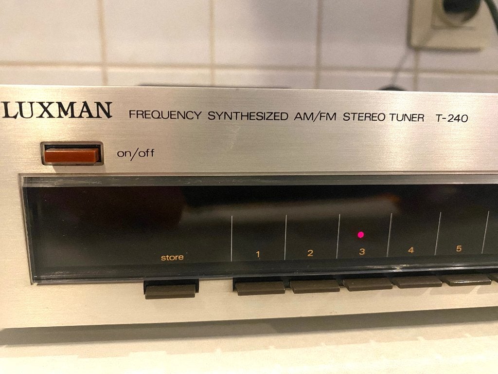 Luxman T-240 tuner, Enlèvement, Comme neuf