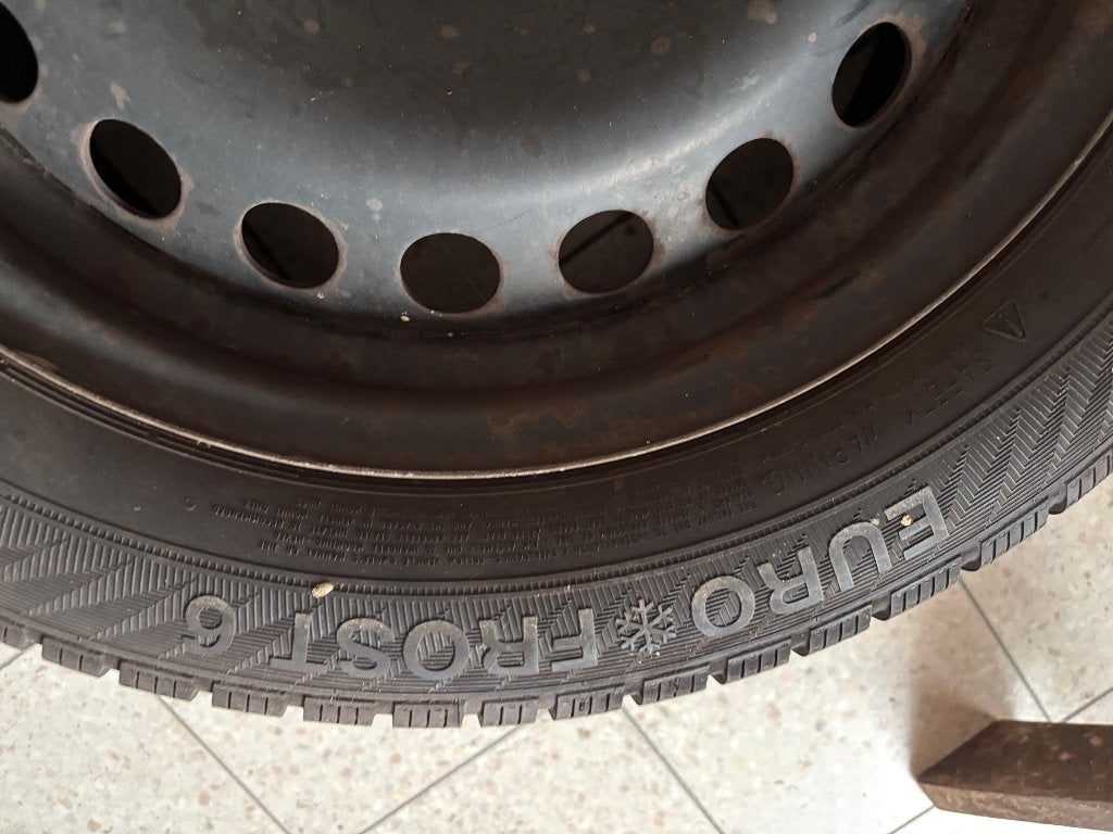 Winterbanden Ford Mondeo. 205/55/16, Auto-onderdelen, Banden en Velgen, Ophalen, Gebruikt, 16 inch, Banden en Velgen