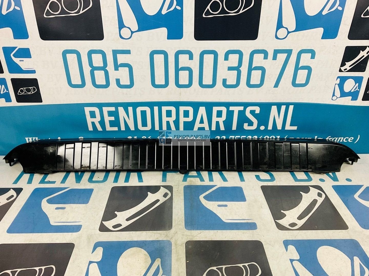 Bumper Renault Trafic Opel Vivaro Achterbumper 2-D6-6256A, Gebruikt, -, -, Ophalen of Verzenden