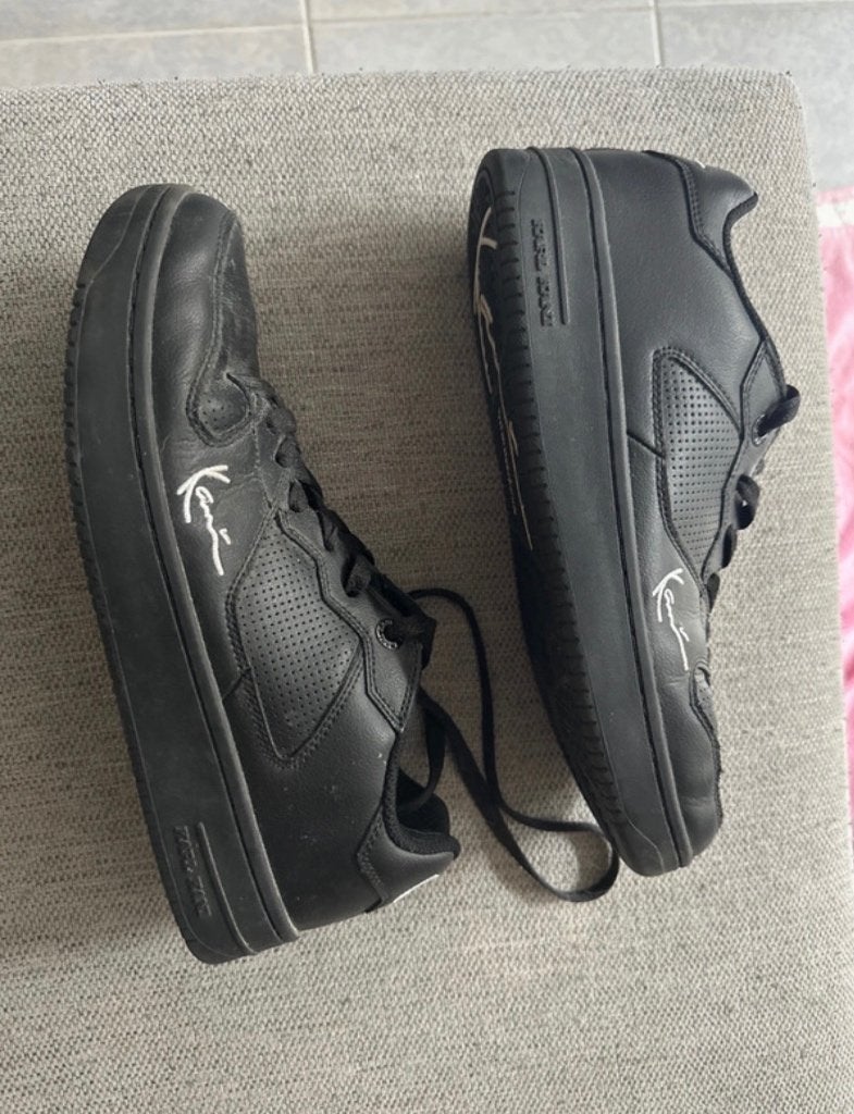 Schoenen kani, Kleding | Heren, Zwart, Ophalen of Verzenden, Zo goed als nieuw, Sneakers