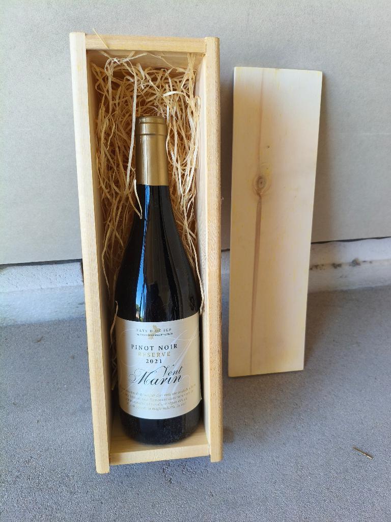 Vent Marin Pinot Noir 2021 in een houten kist, Enlèvement, France, Pleine