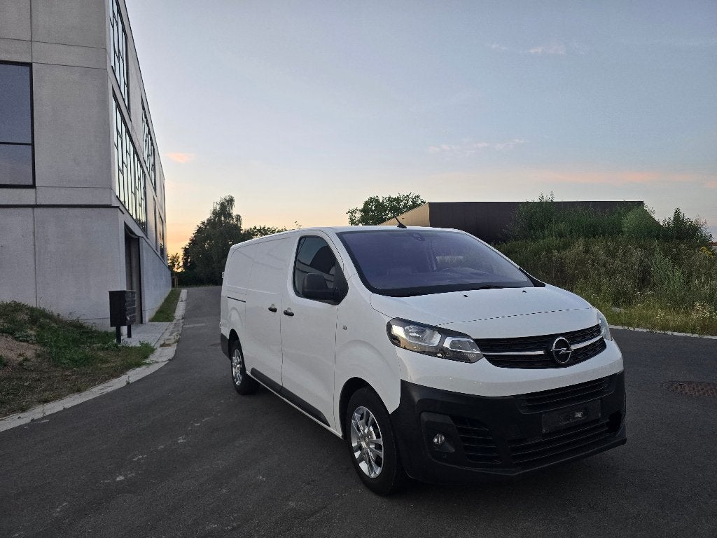 Opel Vivaro 2.0CDTI L2H1 - 194 000KM - 03/2021, Auto's, Vivaro, Wit, Leder, Bedrijf
