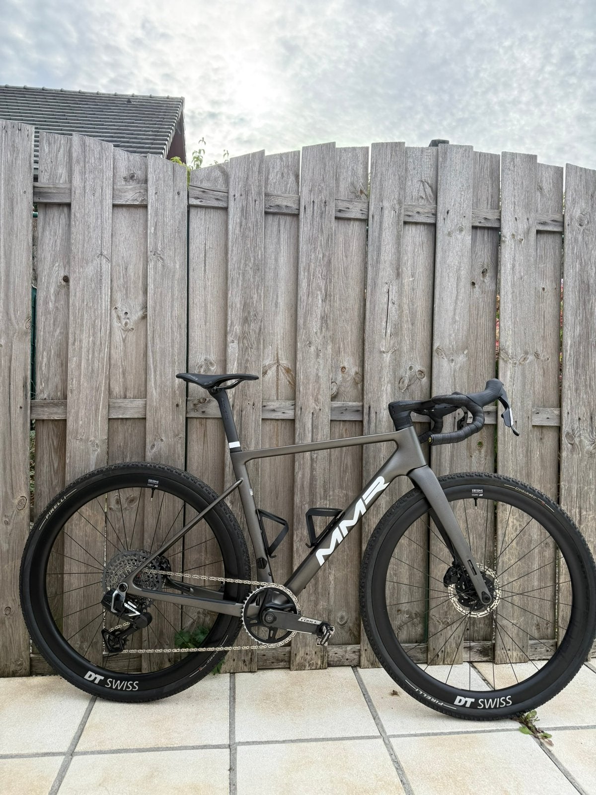 Gravel MMR, Enlèvement, Comme neuf