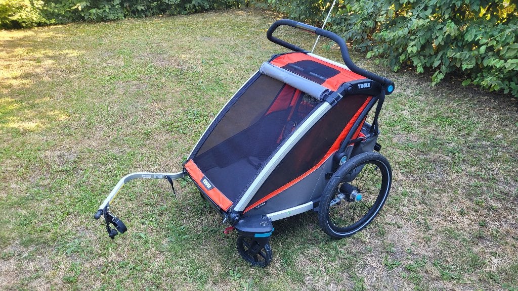 Thule Chariot Cross 2 avec housse de pluie - très bon état, 40 à 60 kg, Comme neuf, Enlèvement, Suspension