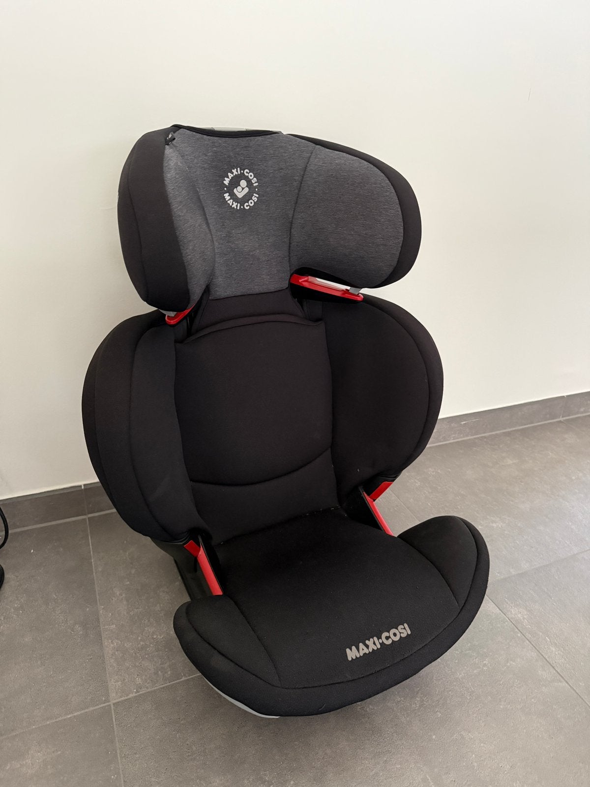 Autostoel met isofix, Kinderen en Baby's, Autostoeltjes, Ophalen, Zo goed als nieuw, Isofix
